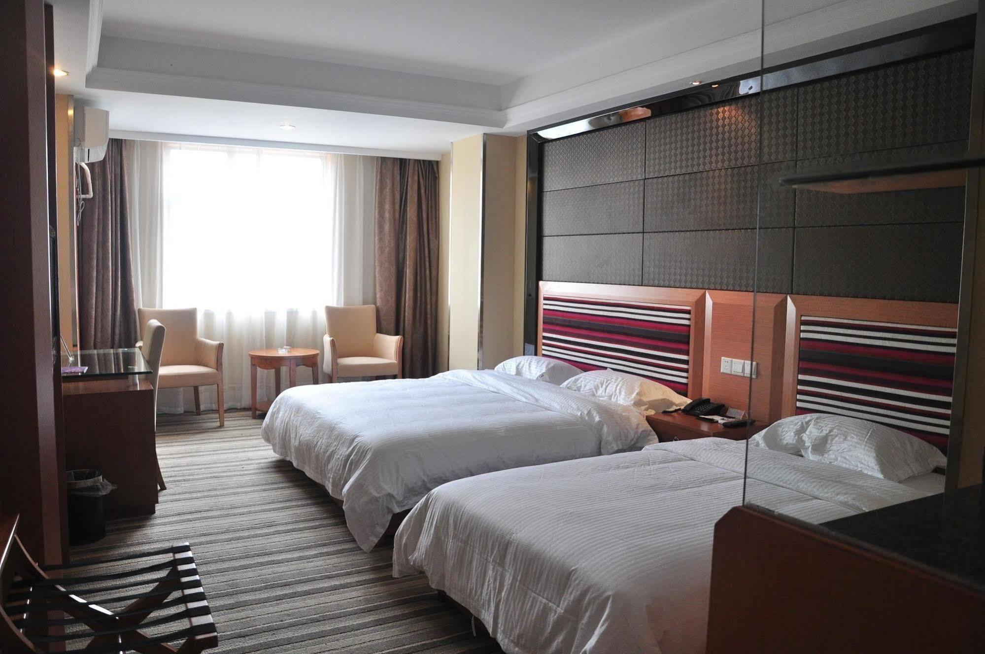 Motel 168 Hefei Changjiang Road Amber Resort Branch Extérieur photo